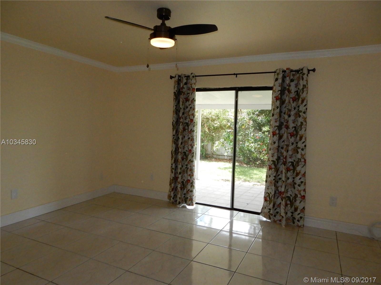 SHORES-CALUSA - Residential Lease
