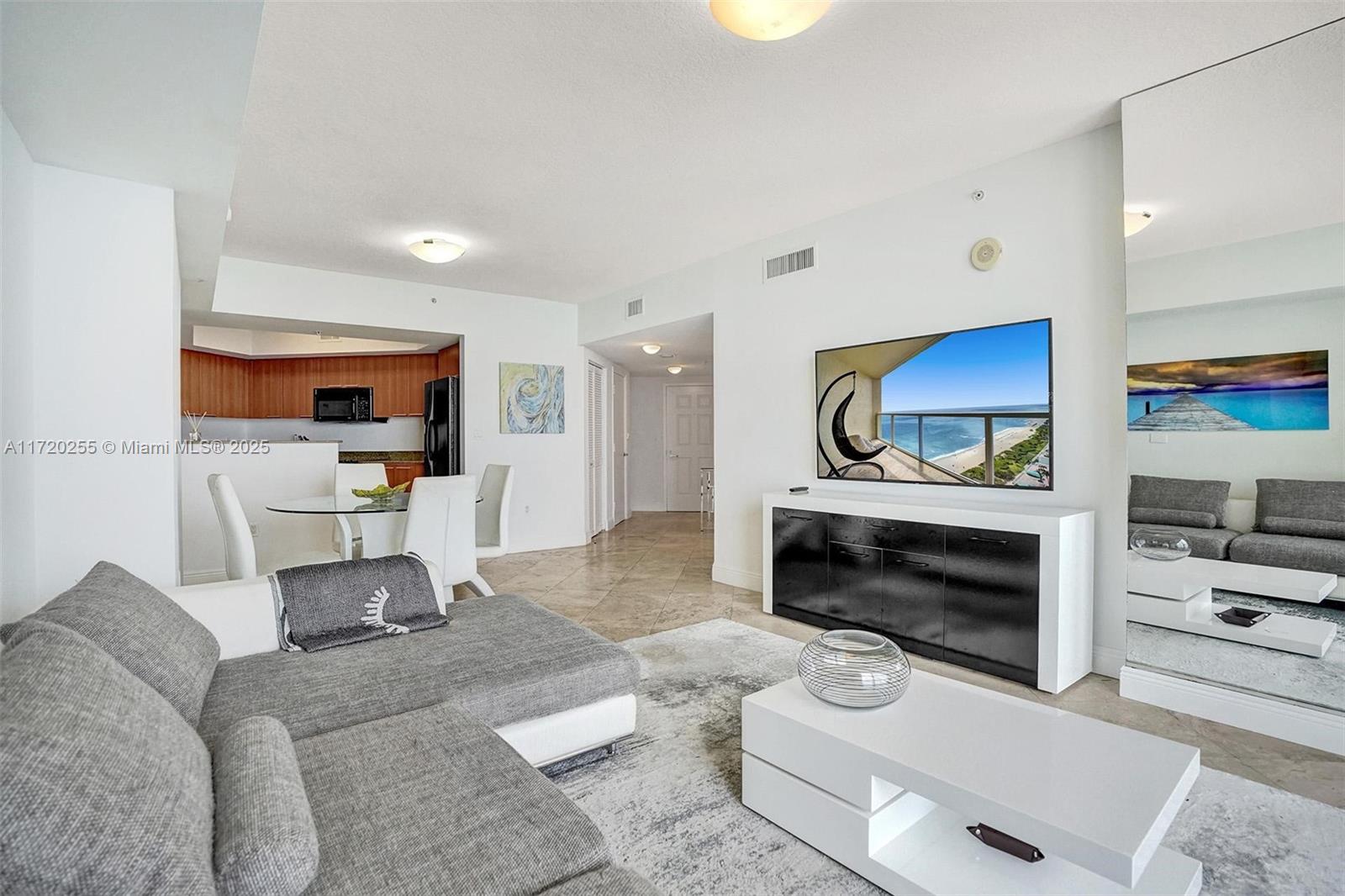 LA PERLA CONDO - Residential
