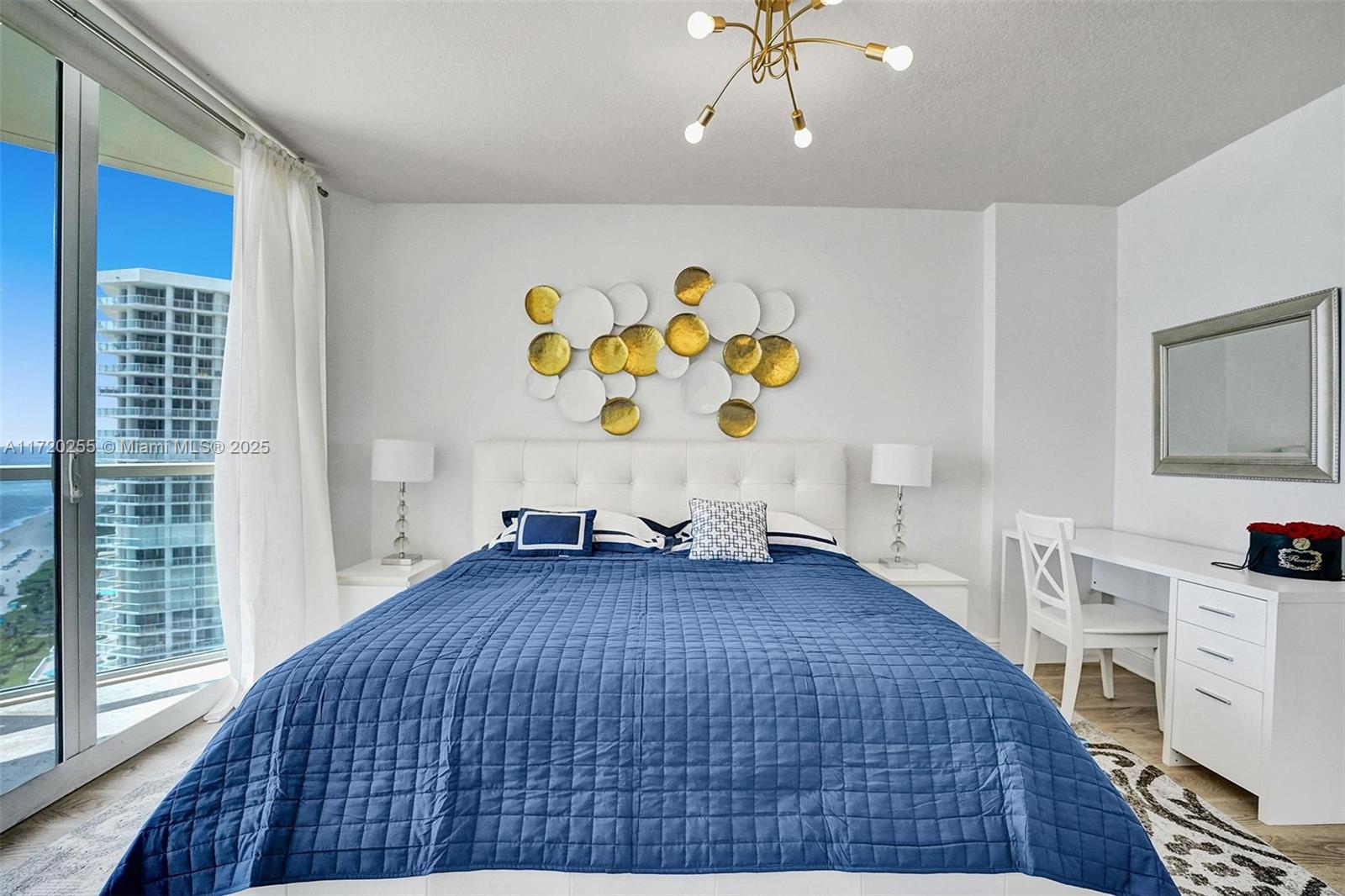 LA PERLA CONDO - Residential