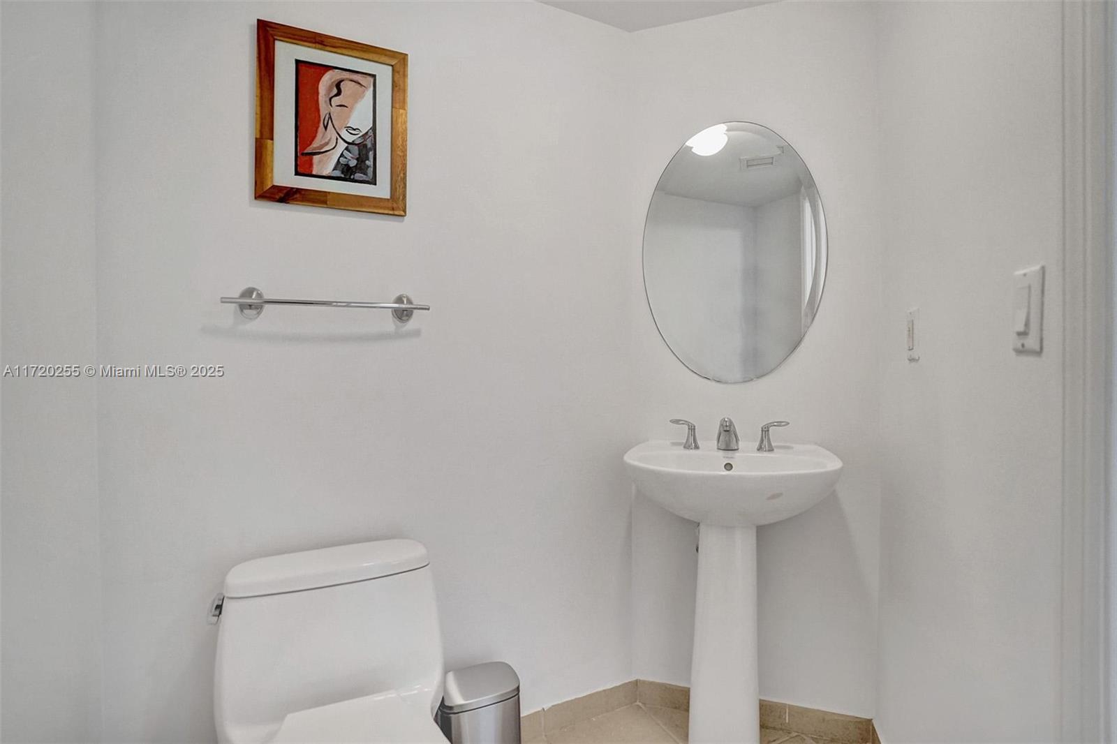 LA PERLA CONDO - Residential