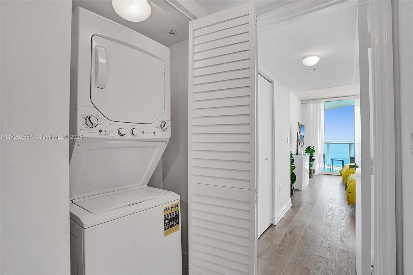 LA PERLA CONDO - Residential