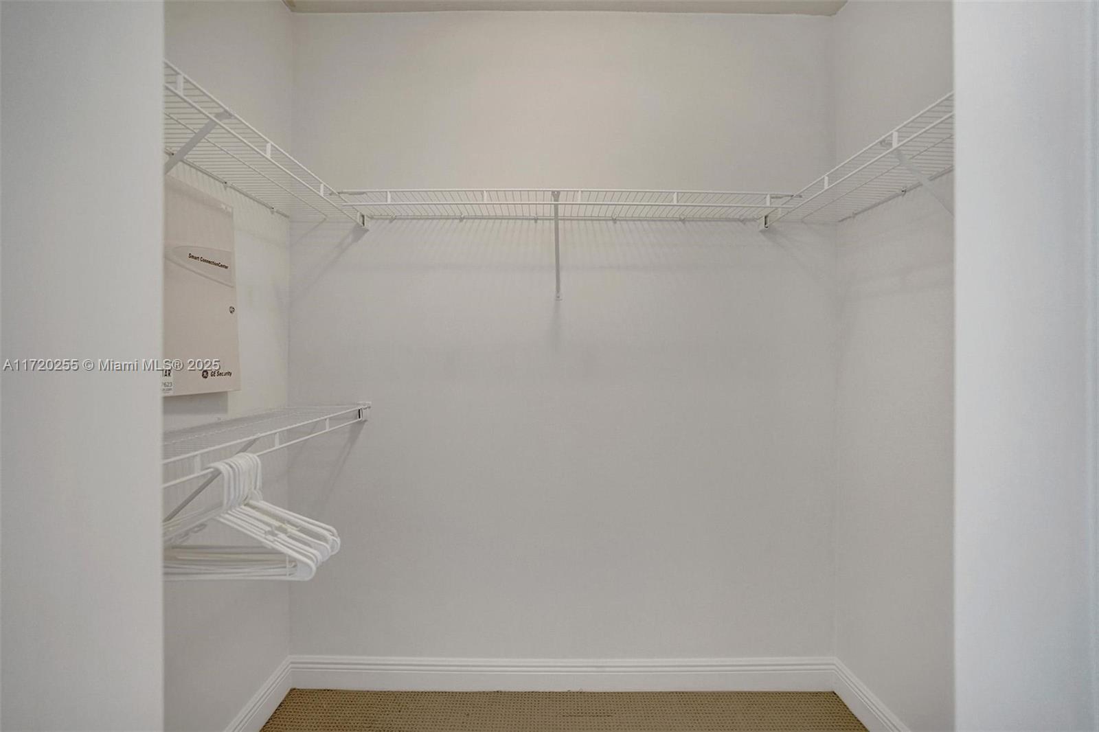 LA PERLA CONDO - Residential