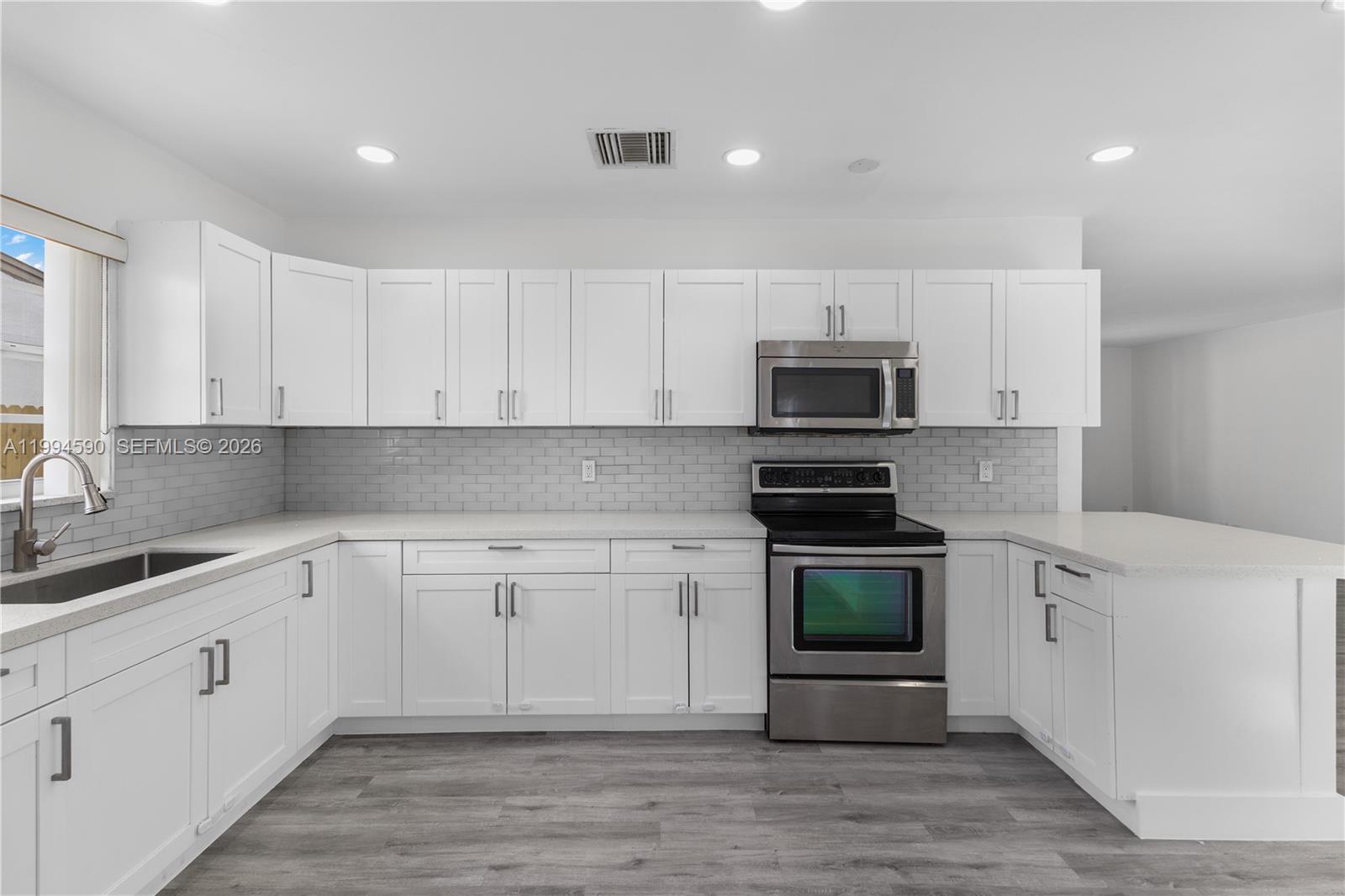 DRIFTWOOD ACRES NO 8 - Residential