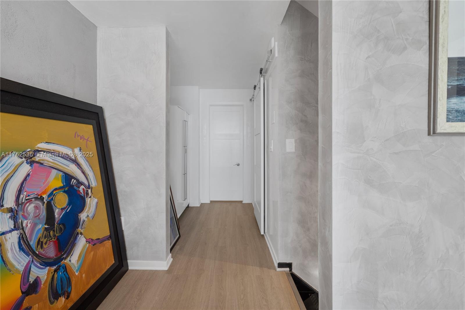 ONE THOUSAND VENETIAN WAY - Residential