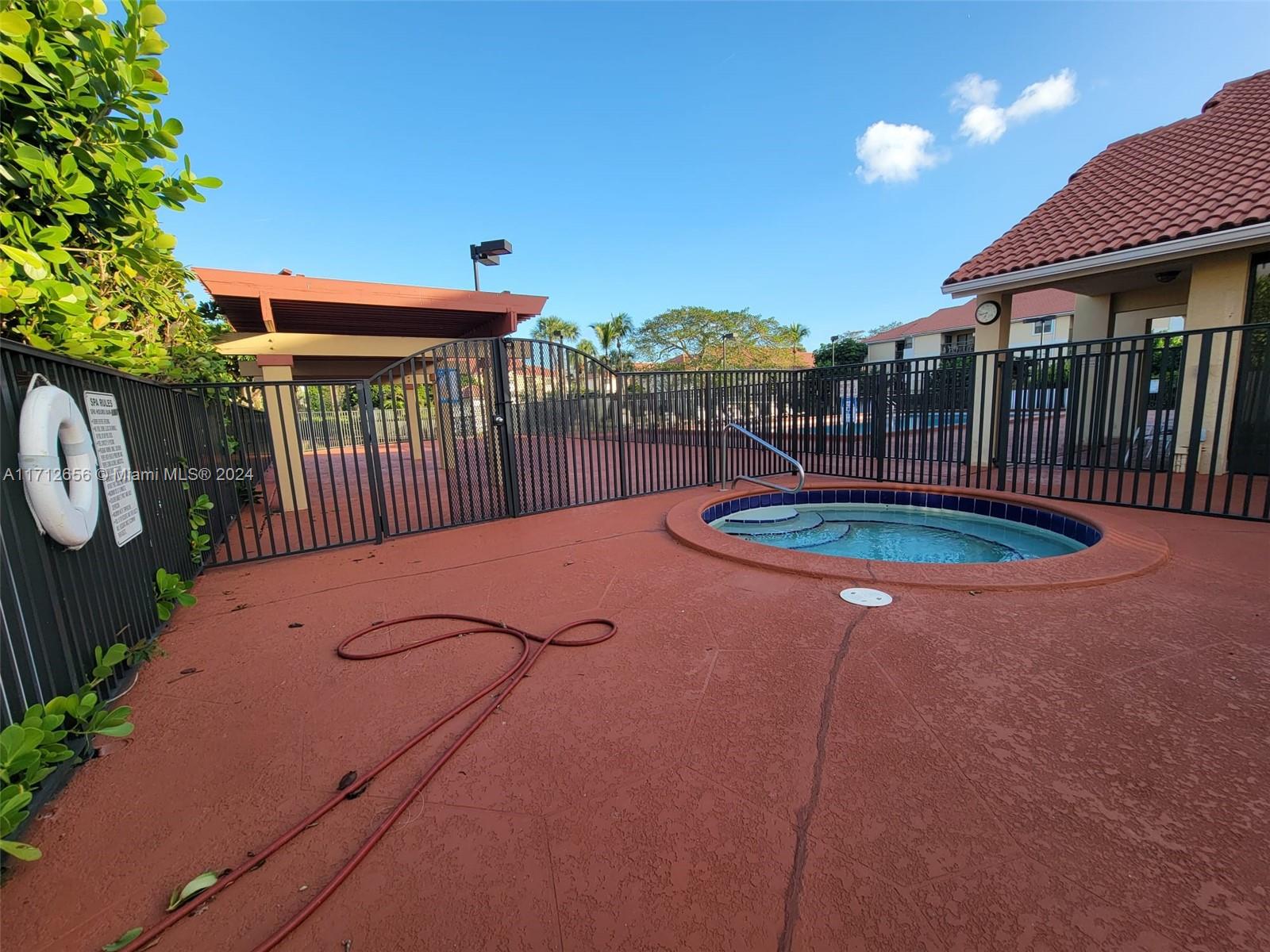GRAND OASIS CONDO - Residential