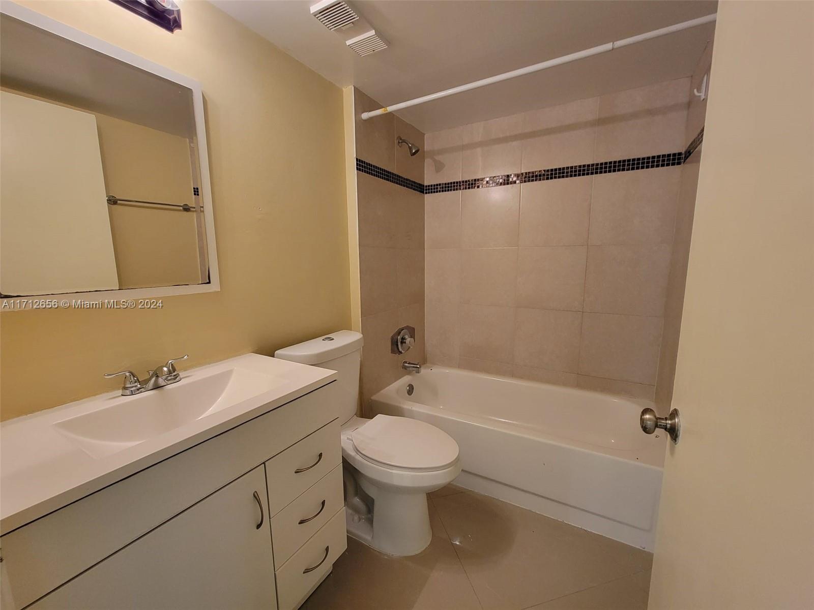 GRAND OASIS CONDO - Residential