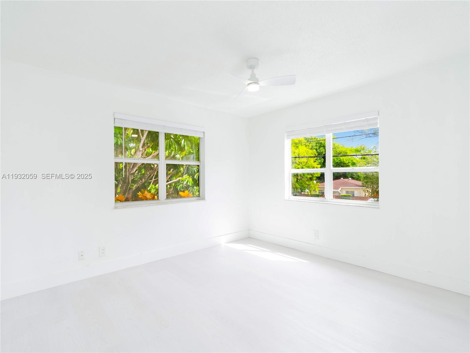 EVERGLADE LAND SALES CO - Residential Lease