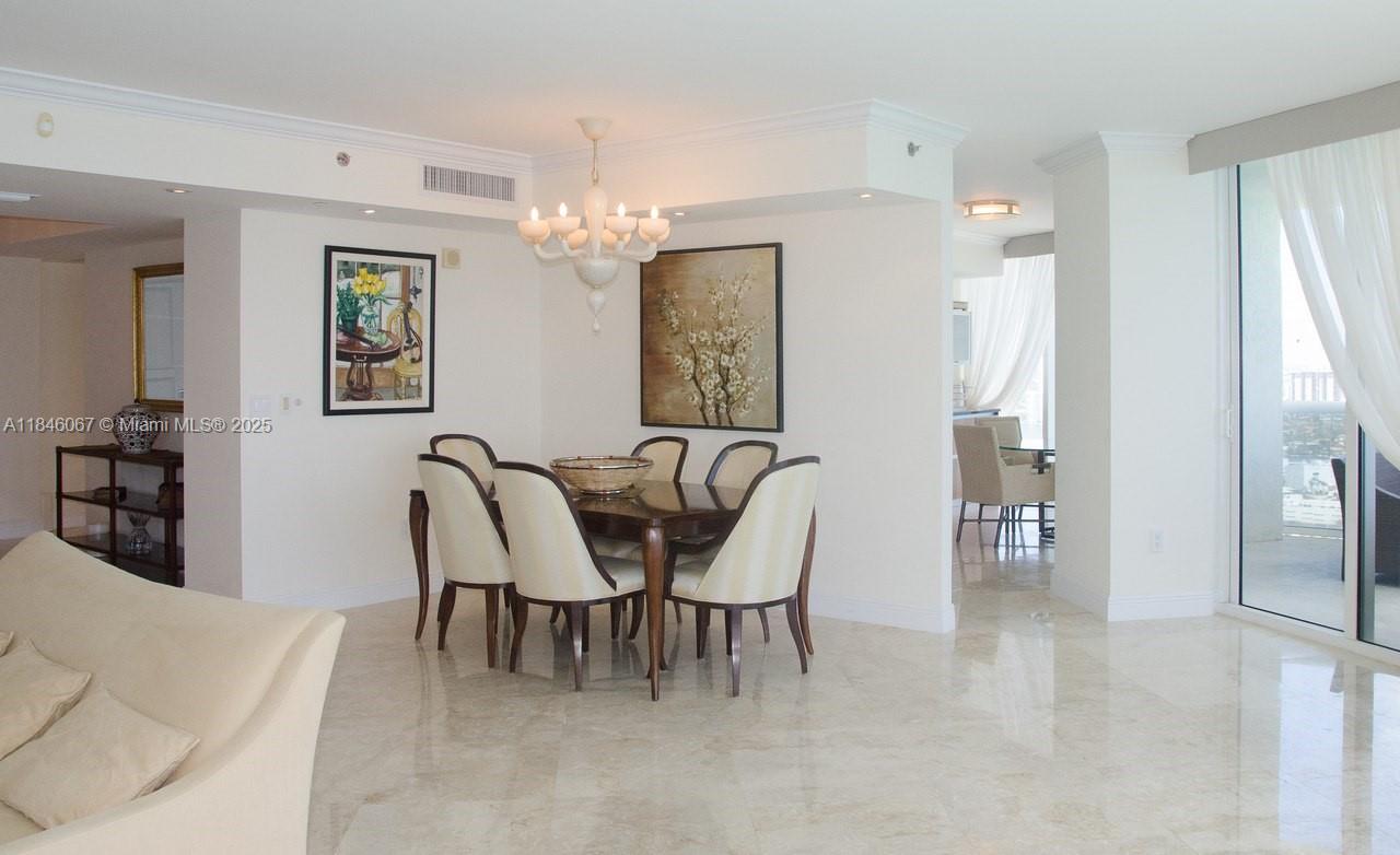 17201 Collins Ave 3801