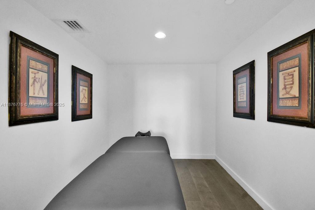 THE WAVERLY AT SOUTH BEAC - Residential