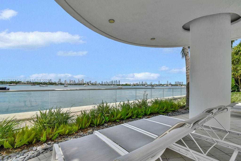 THE WAVERLY AT SOUTH BEAC - Residential