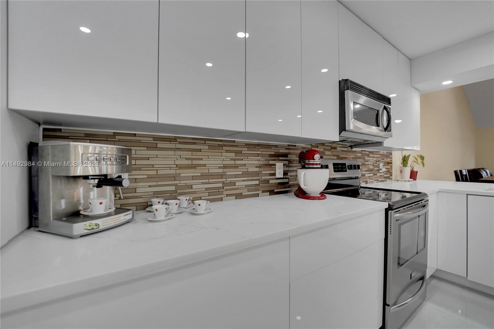 SANDPIPER BAY - Residential