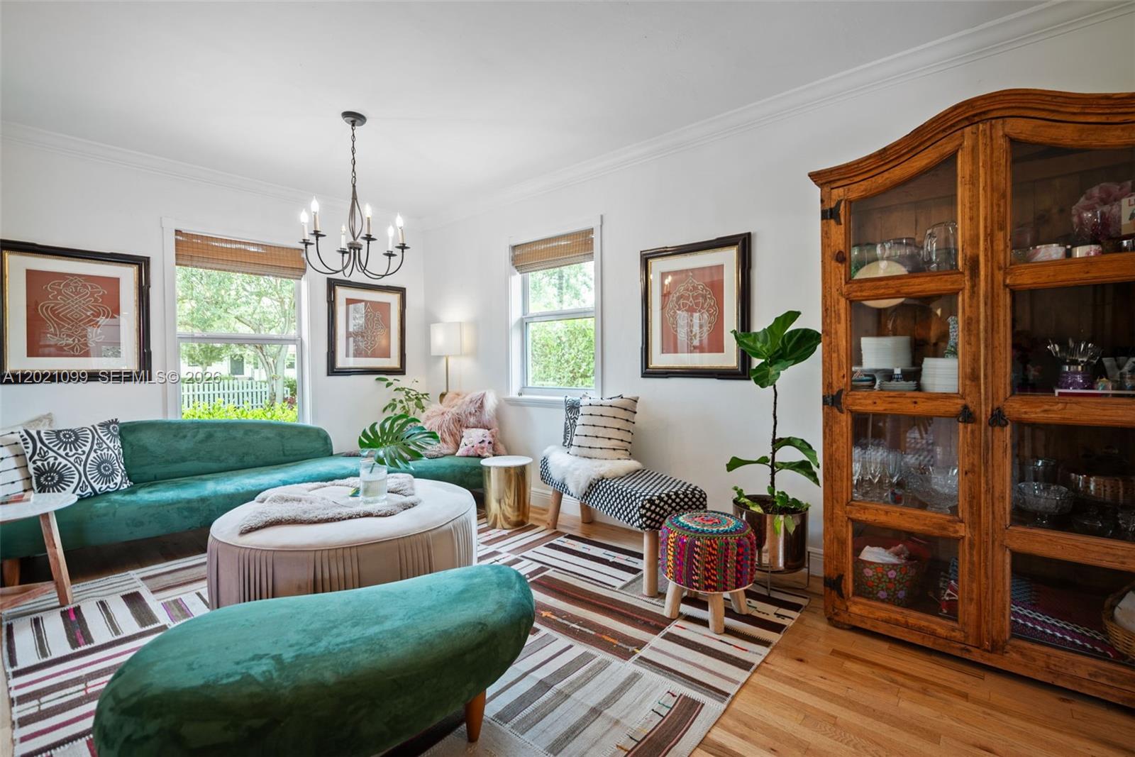 COUNTRY CLUB ESTATES SEC - Residential