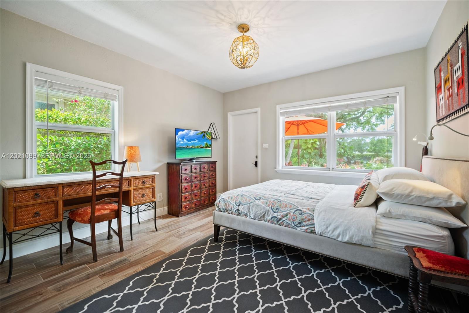 COUNTRY CLUB ESTATES SEC - Residential