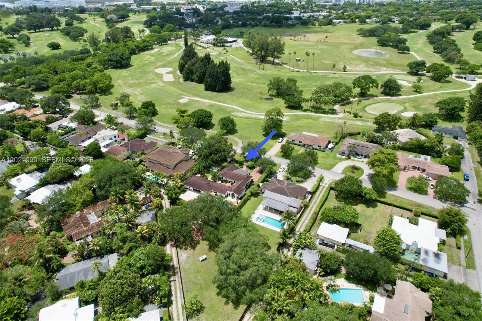 COUNTRY CLUB ESTATES SEC - Residential