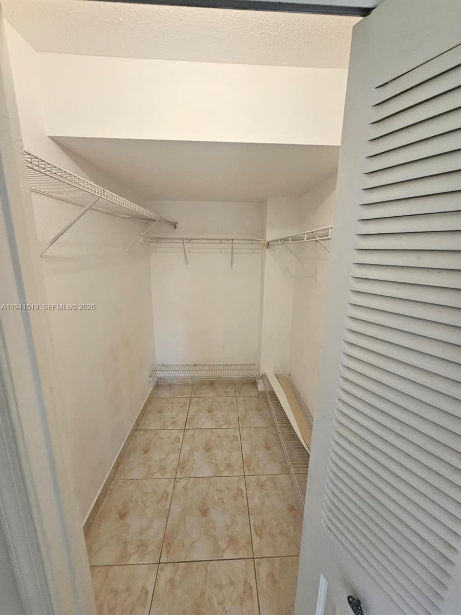 JACARANDA HEIGHTS CONDO - Residential