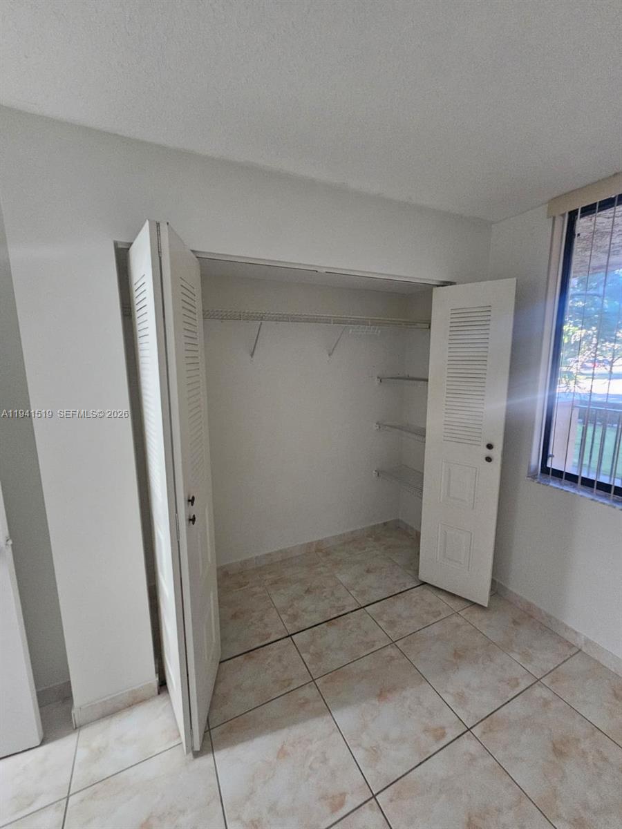 JACARANDA HEIGHTS CONDO - Residential