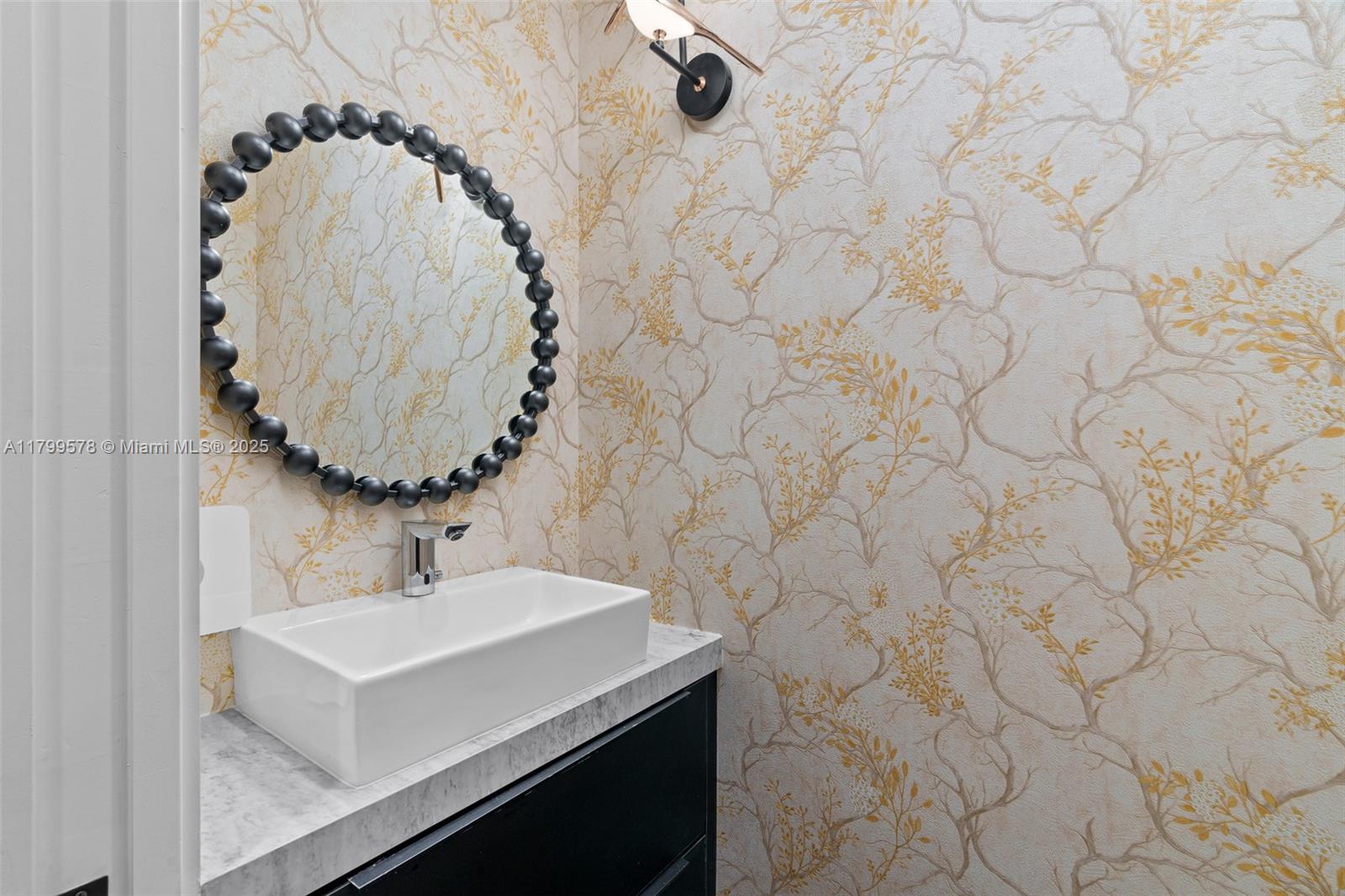 RAILWAY SHOPS ADDN 2ND AM - Residential Lease