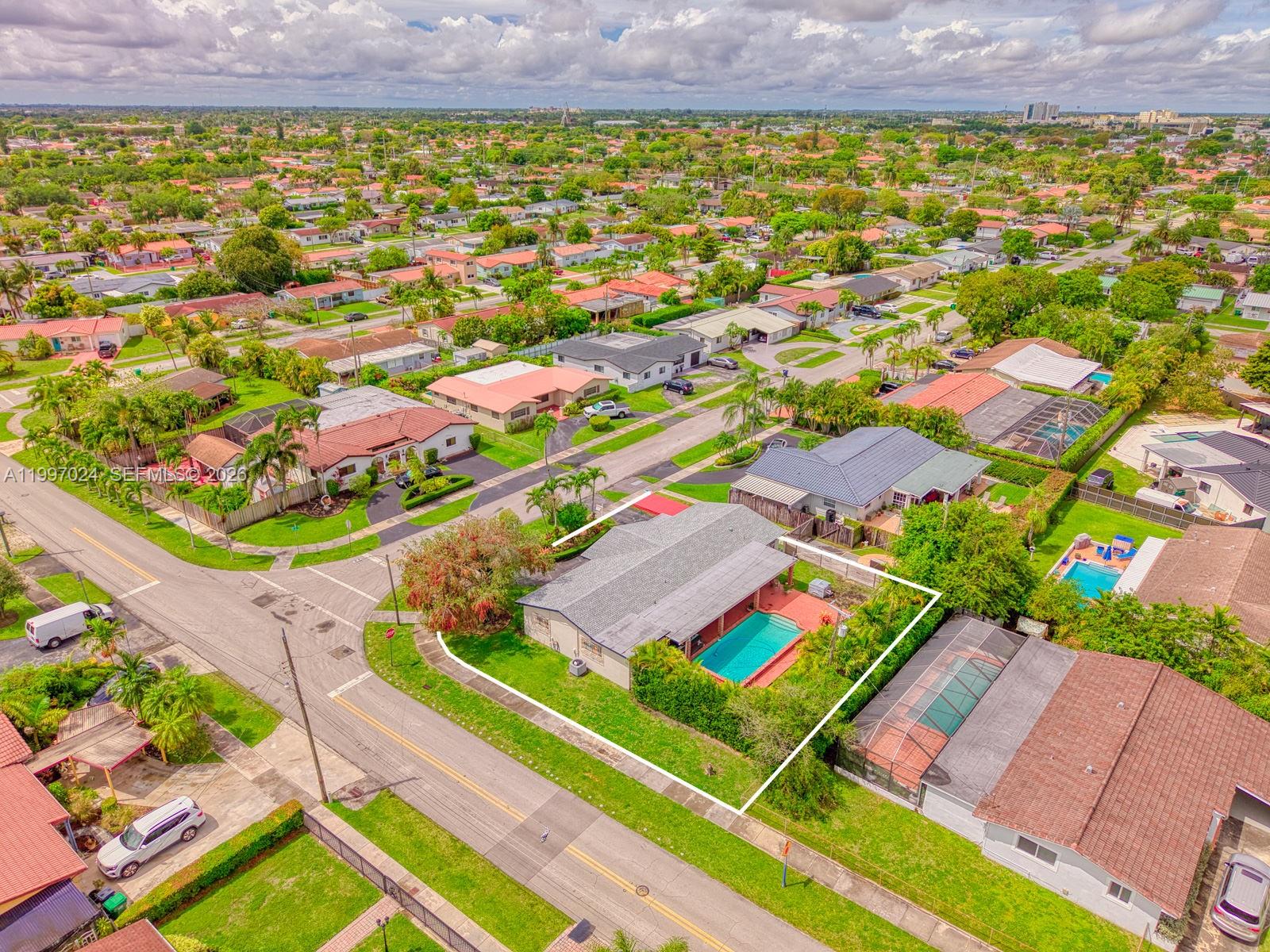 CORAL PK EST SEC 6 - Residential