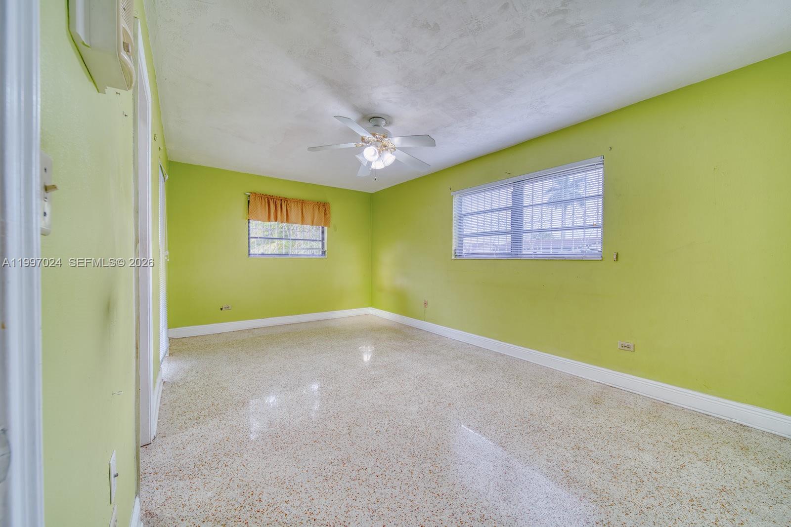 CORAL PK EST SEC 6 - Residential