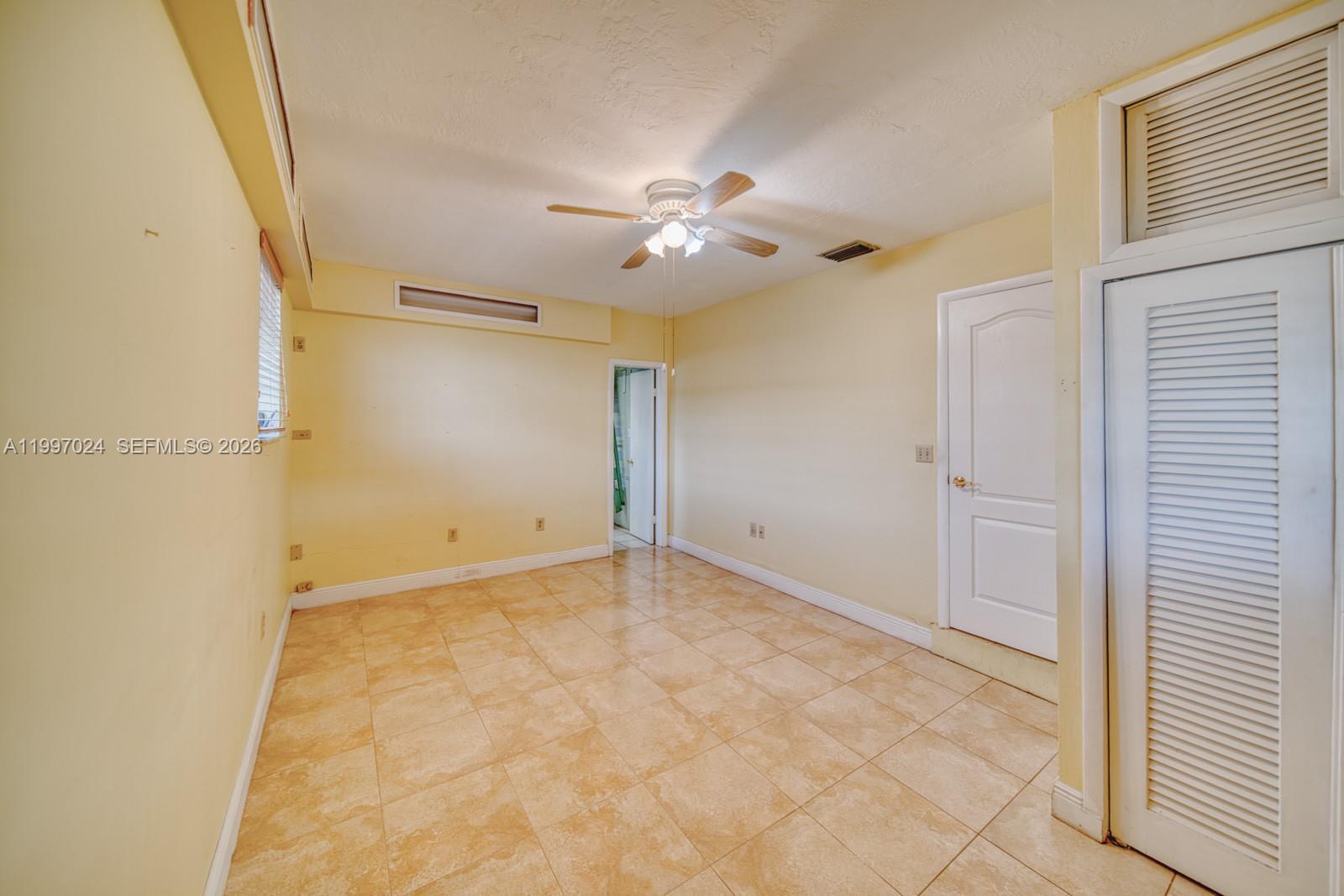 CORAL PK EST SEC 6 - Residential