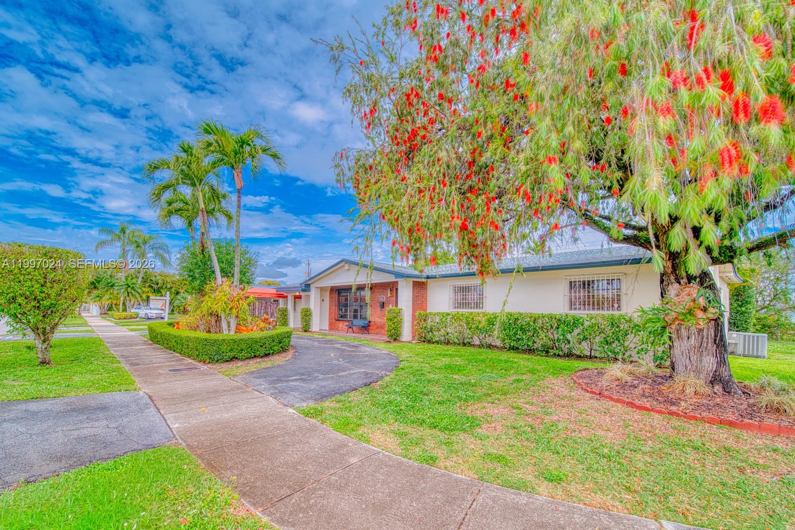 CORAL PK EST SEC 6 - Residential