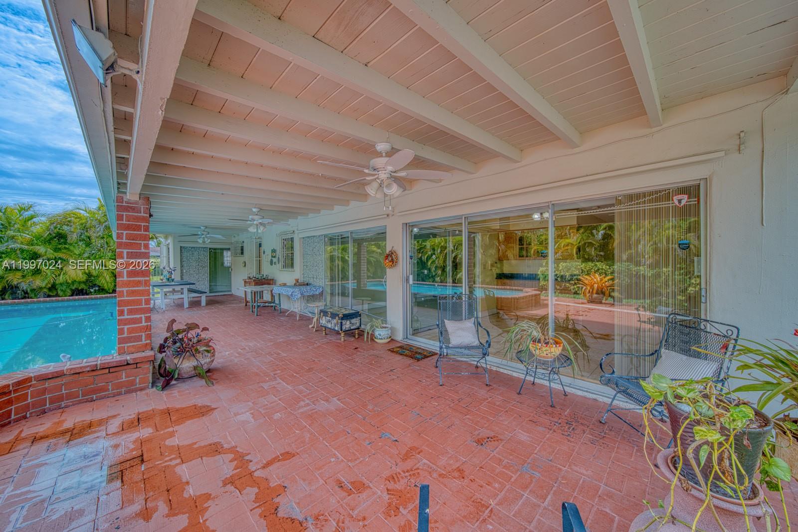 CORAL PK EST SEC 6 - Residential