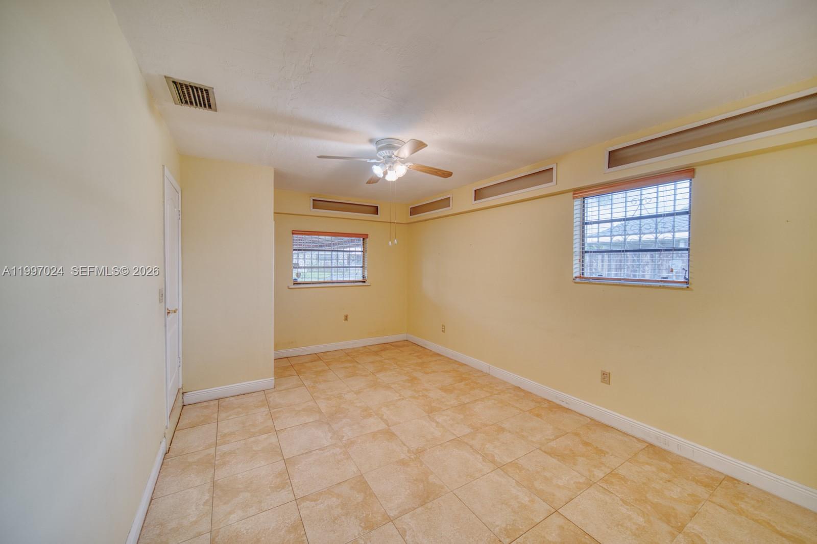 CORAL PK EST SEC 6 - Residential