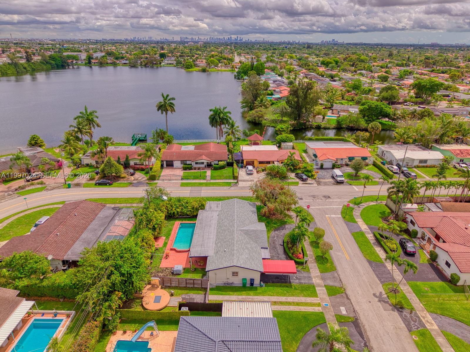 CORAL PK EST SEC 6 - Residential