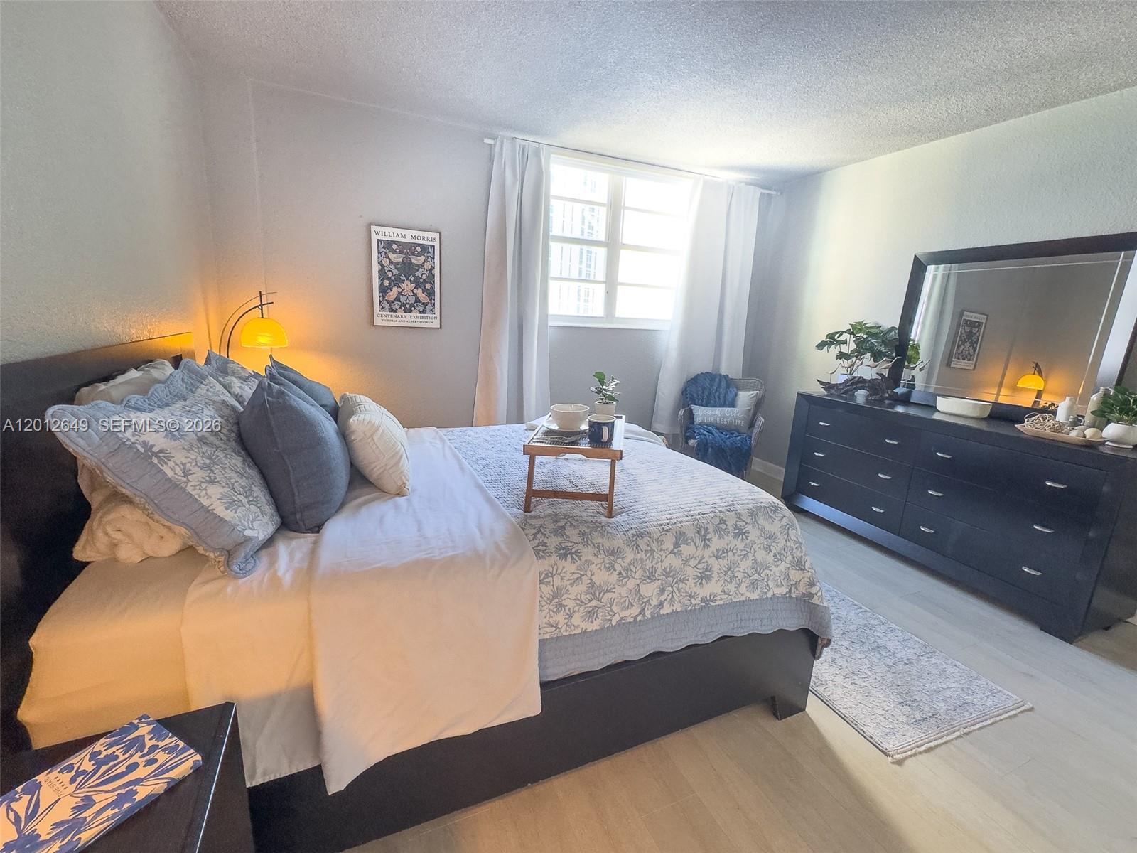 TIDES ON HOLLYWOOD BEACH - Residential Lease