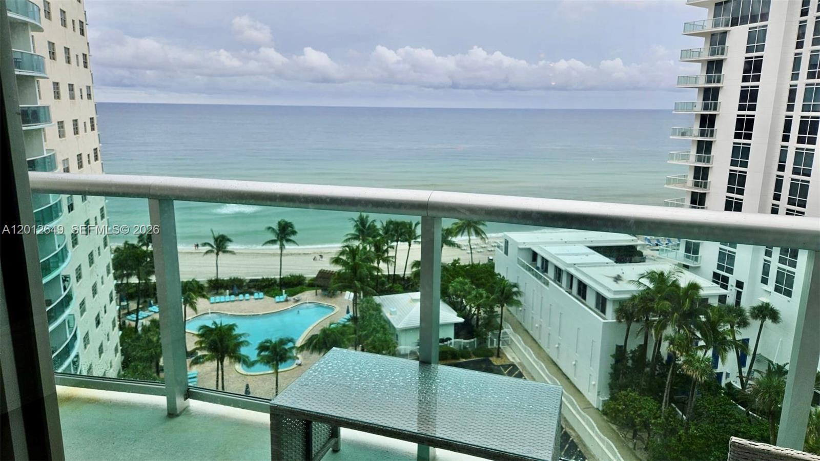 TIDES ON HOLLYWOOD BEACH - Residential Lease
