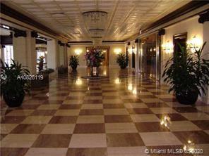 PARKER PLAZA ESTATES COND - Residential