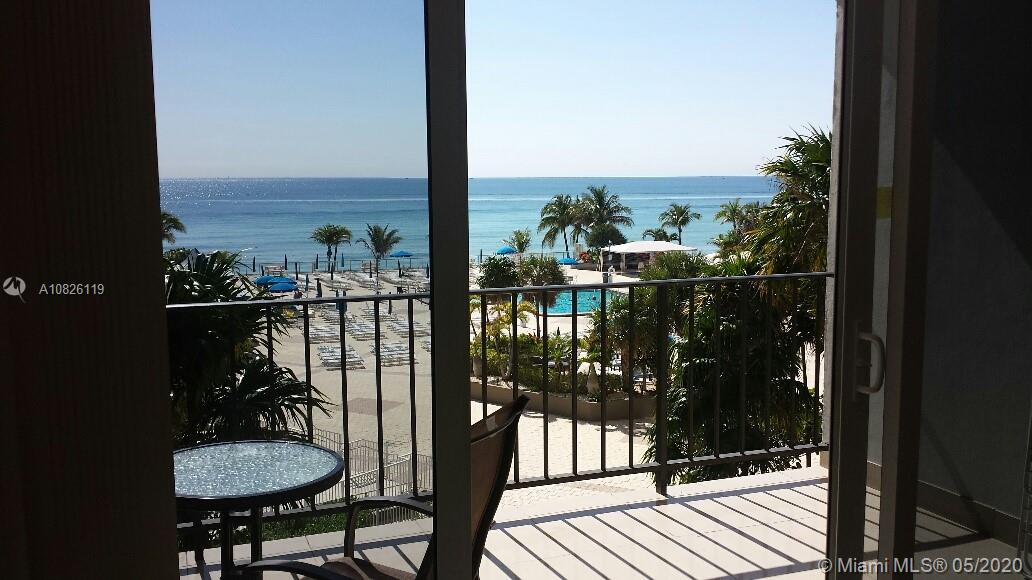 PARKER PLAZA ESTATES COND - Residential