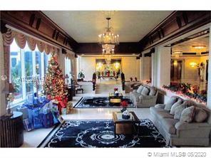 PARKER PLAZA ESTATES COND - Residential