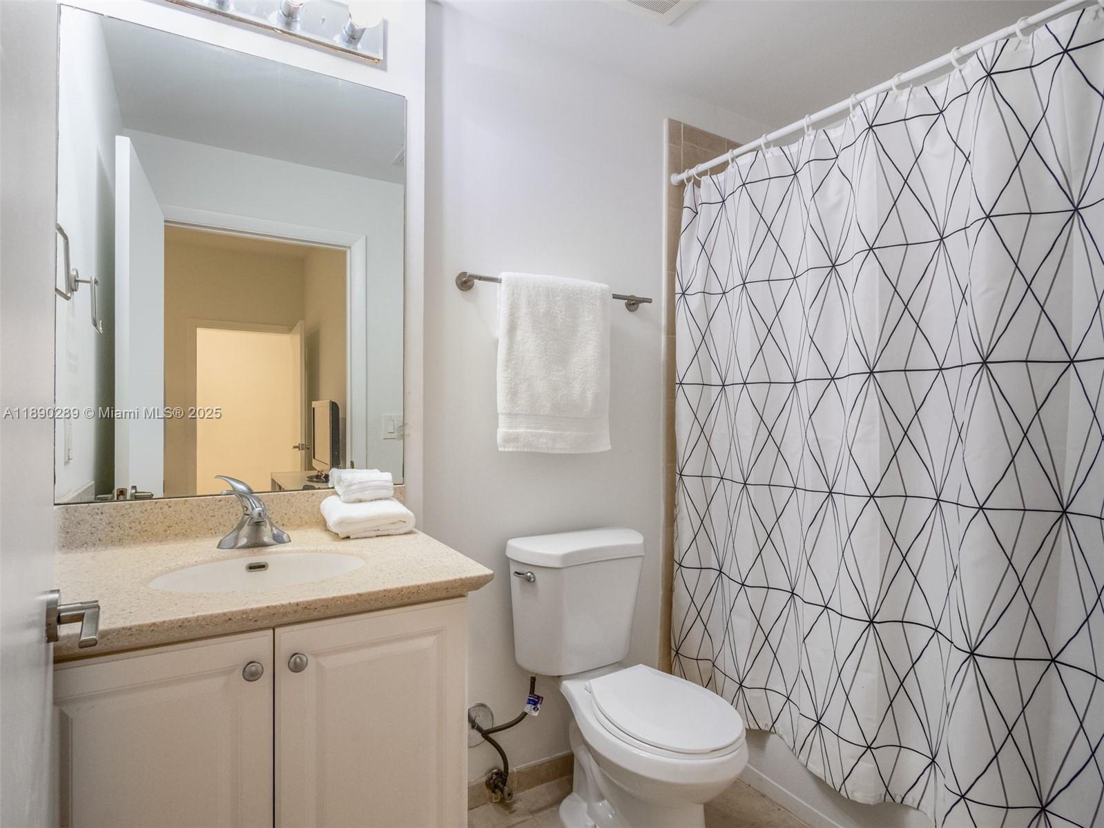 AVENTURA MARINA ONE - Residential