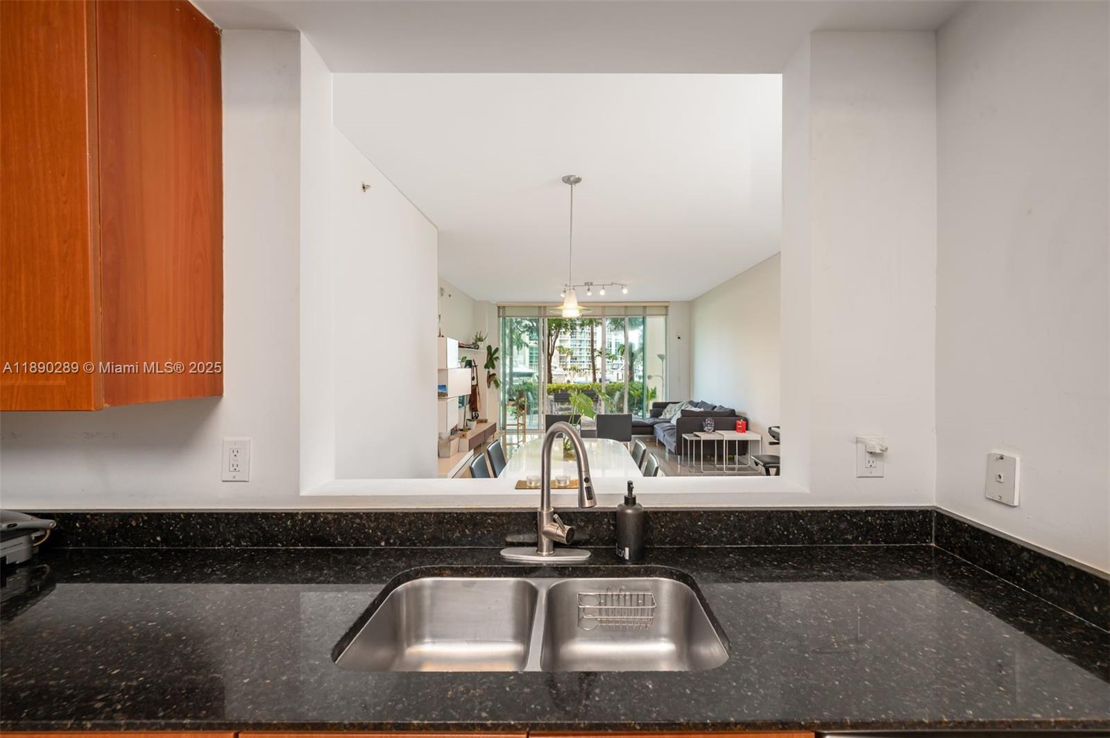 AVENTURA MARINA ONE - Residential