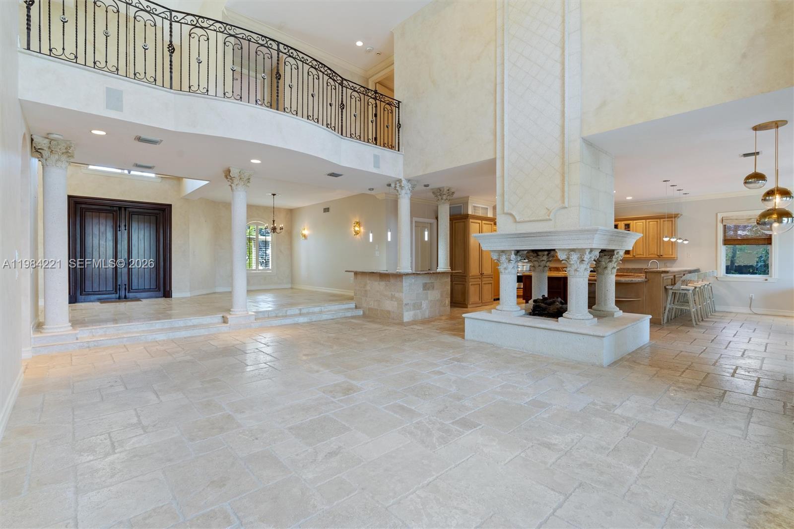 RIO VISTA ISLES - Residential