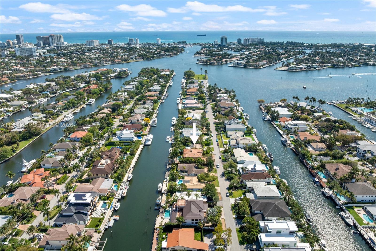 RIO VISTA ISLES - Residential