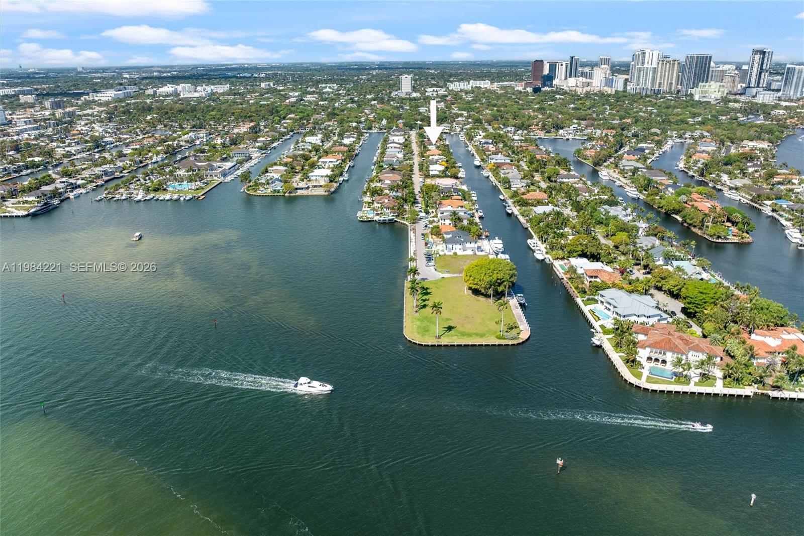 RIO VISTA ISLES - Residential