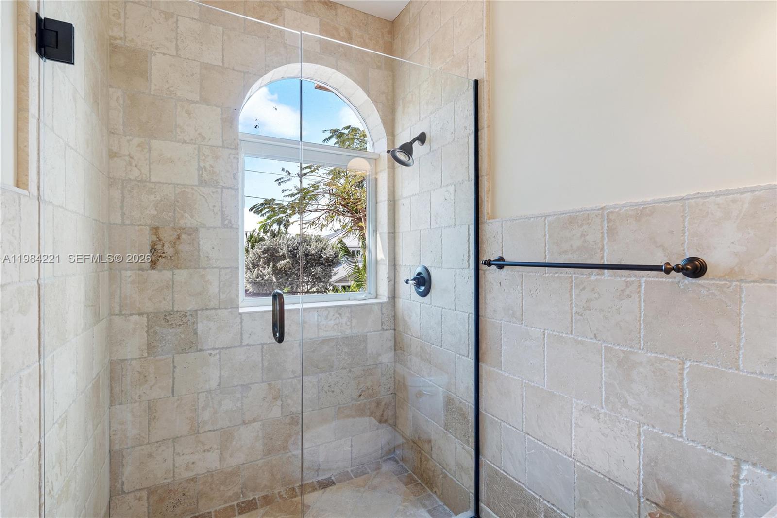 RIO VISTA ISLES - Residential