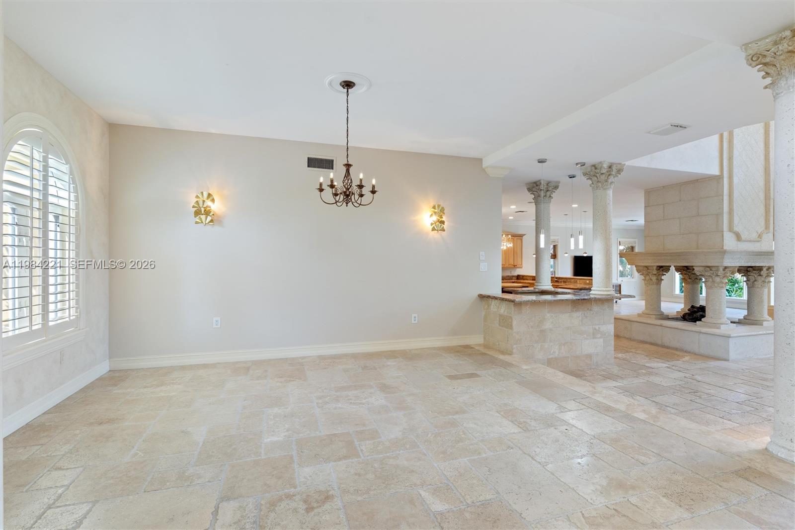 RIO VISTA ISLES - Residential