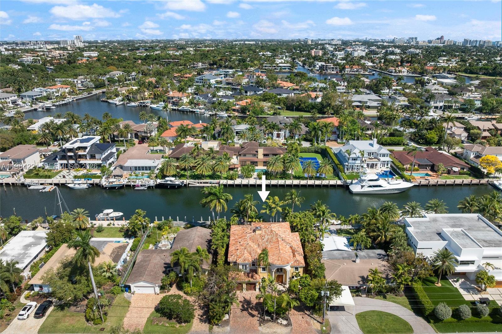 RIO VISTA ISLES - Residential