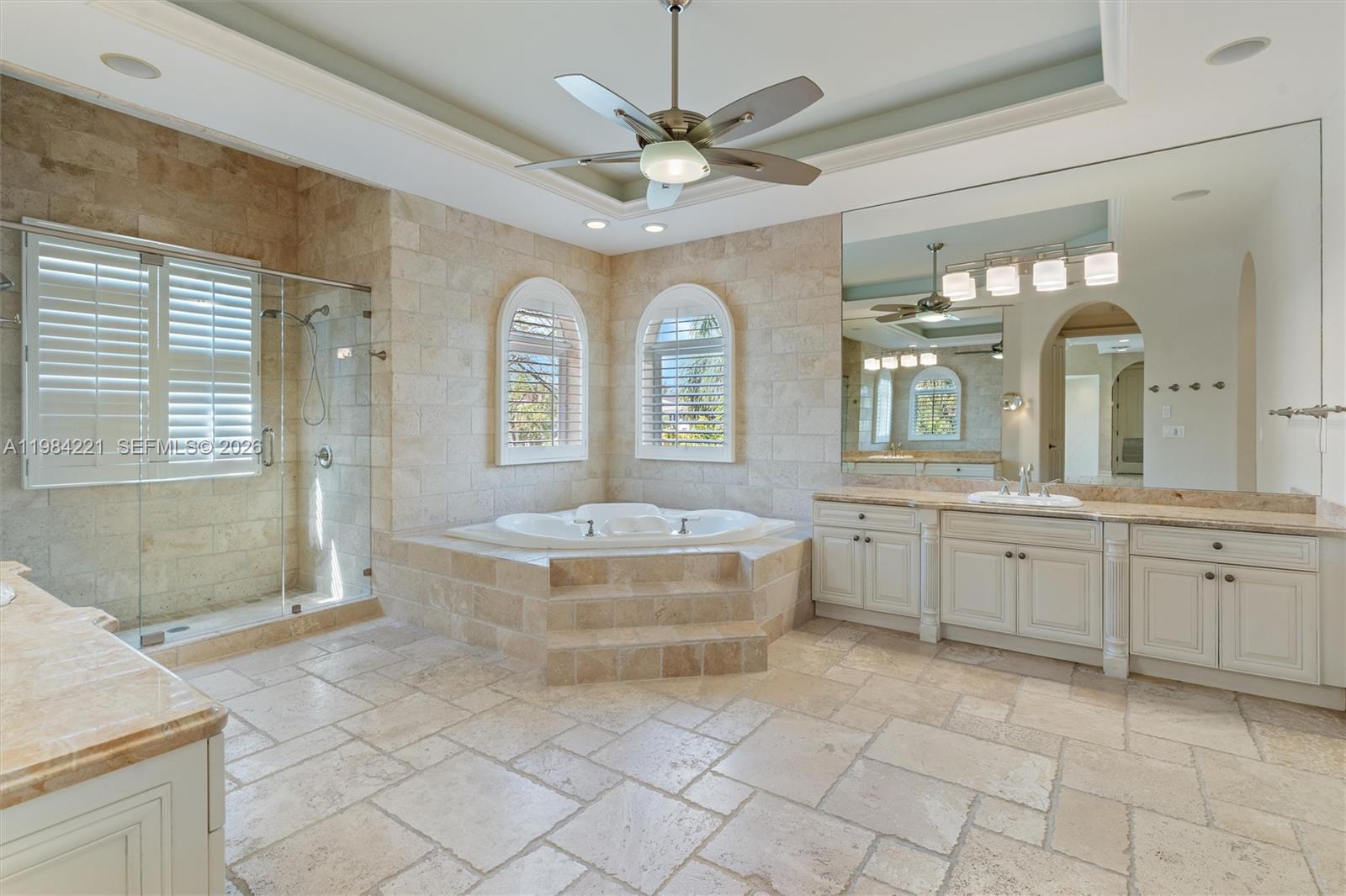 RIO VISTA ISLES - Residential