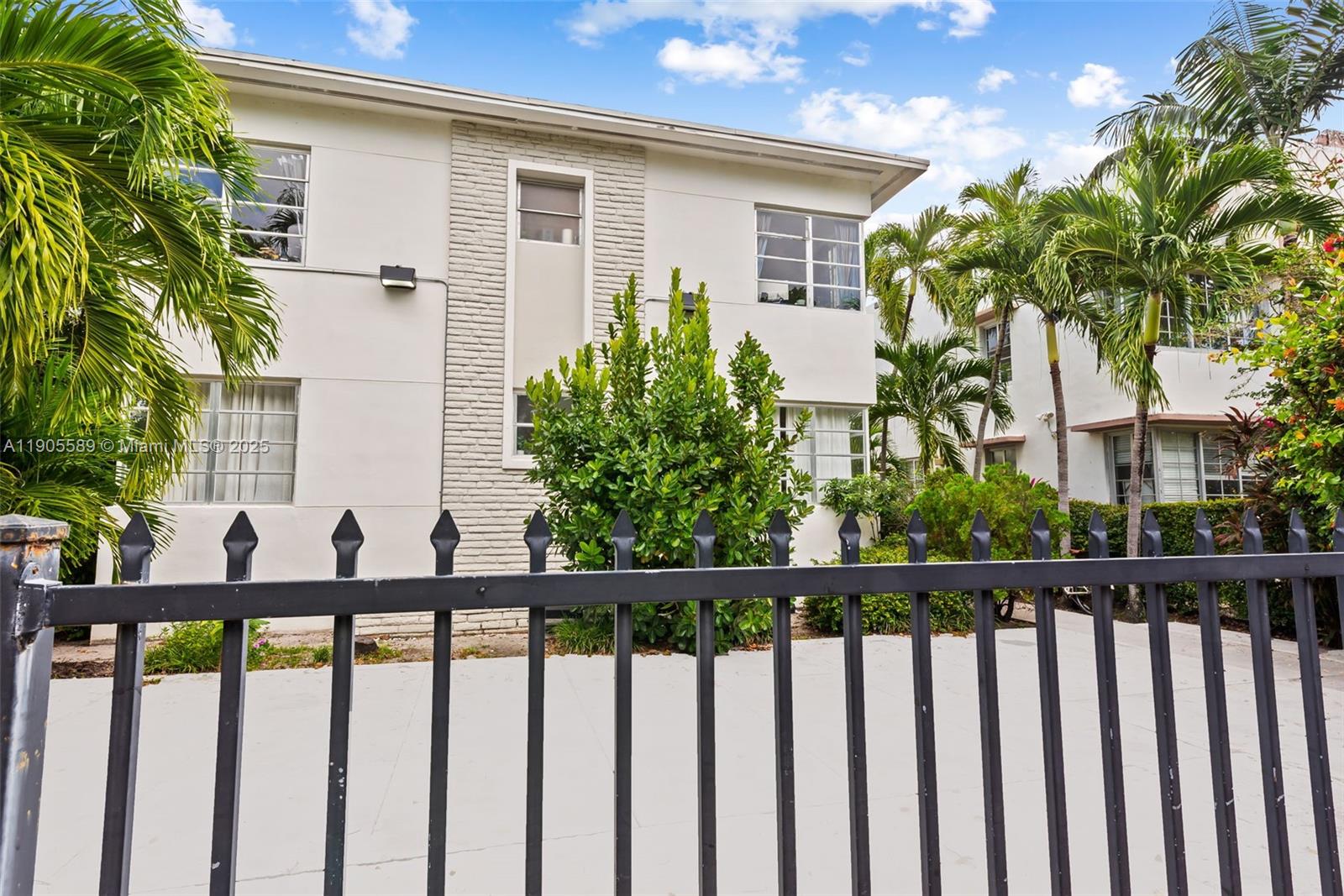 821 JEFFERSON CONDO - Residential