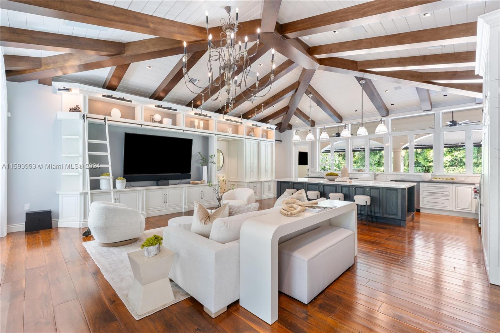 HELMS COUNTRY ESTATES RE- - Residential