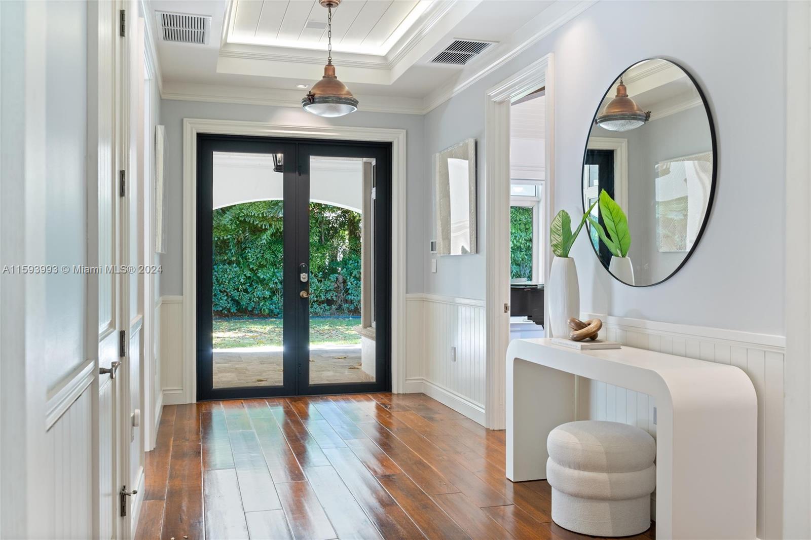 HELMS COUNTRY ESTATES RE- - Residential