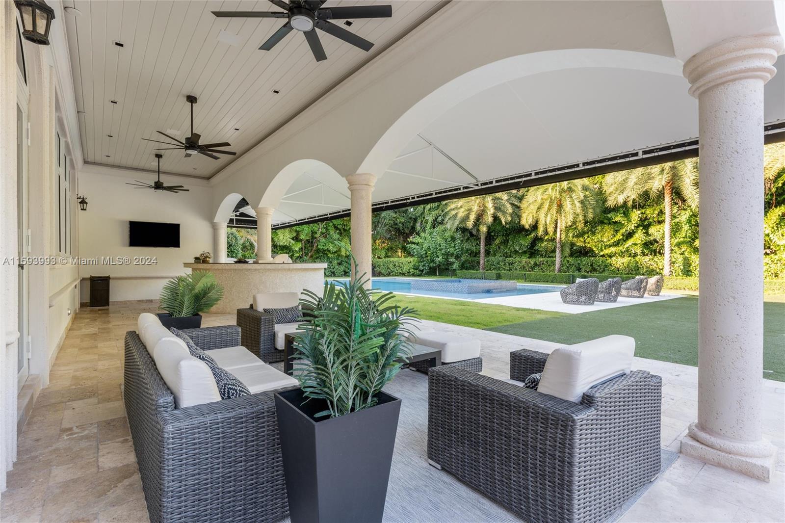 HELMS COUNTRY ESTATES RE- - Residential