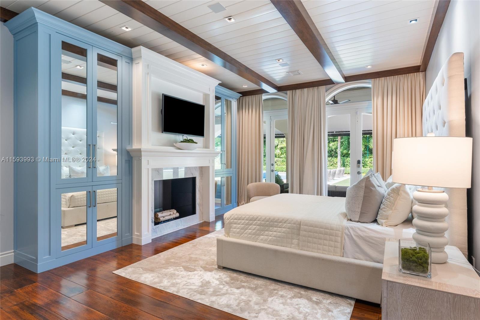 HELMS COUNTRY ESTATES RE- - Residential