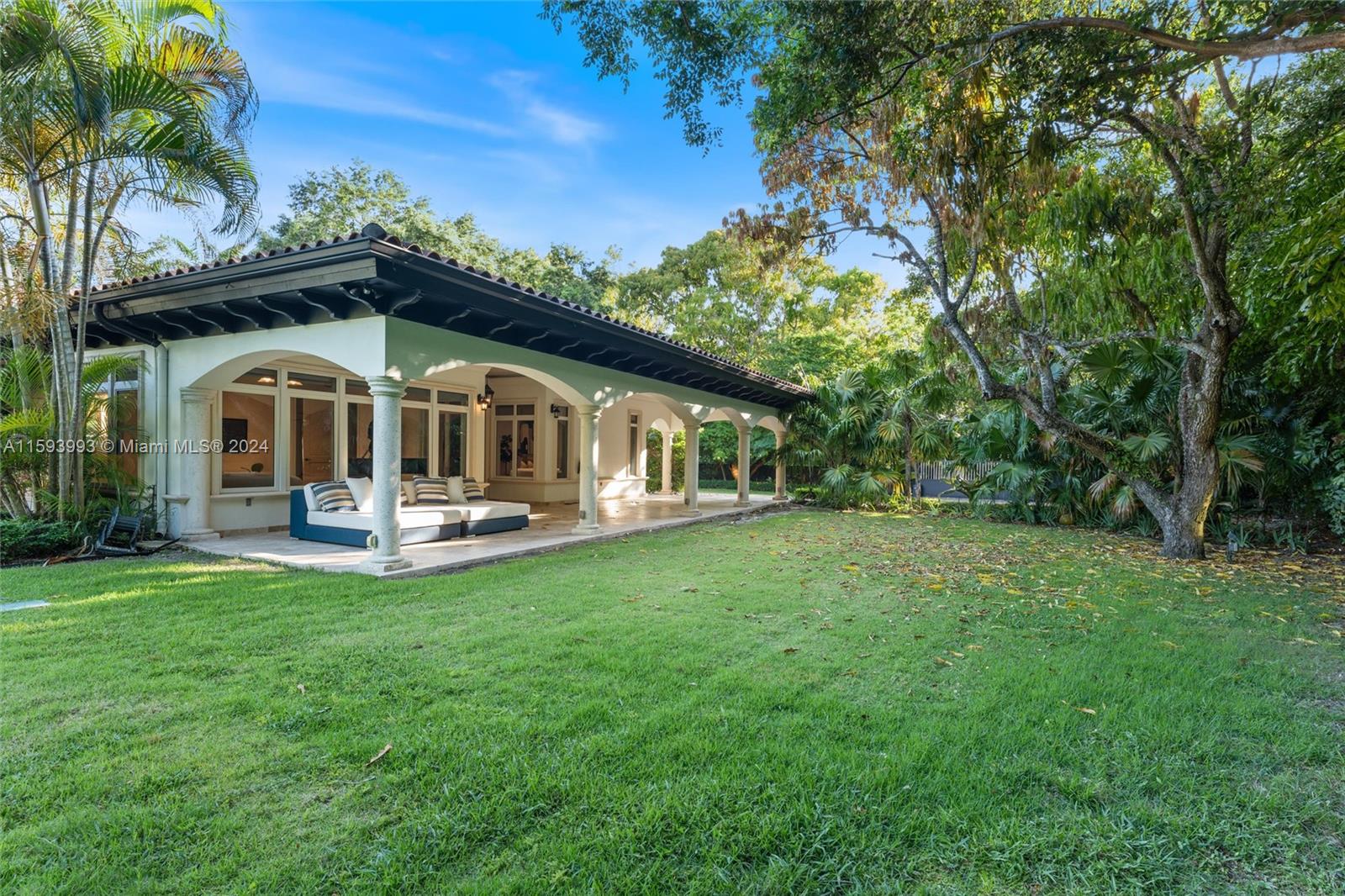 HELMS COUNTRY ESTATES RE- - Residential