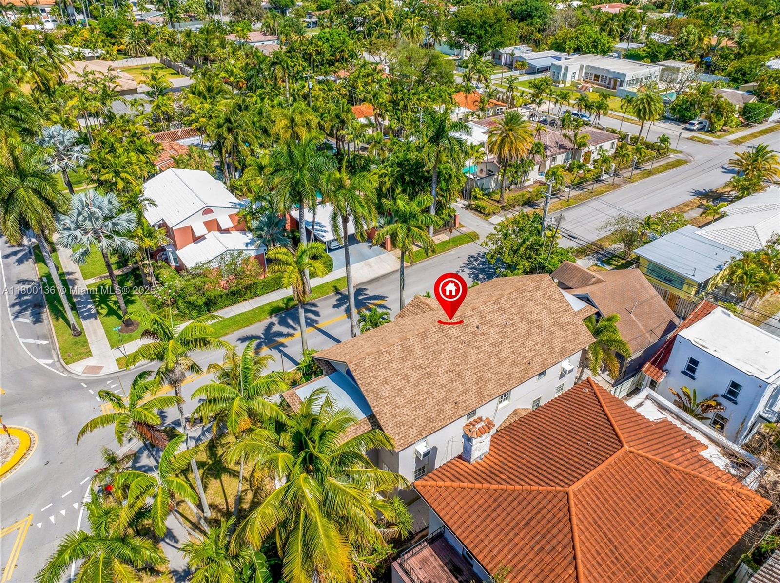 HOLLYWOOD - Residential Income