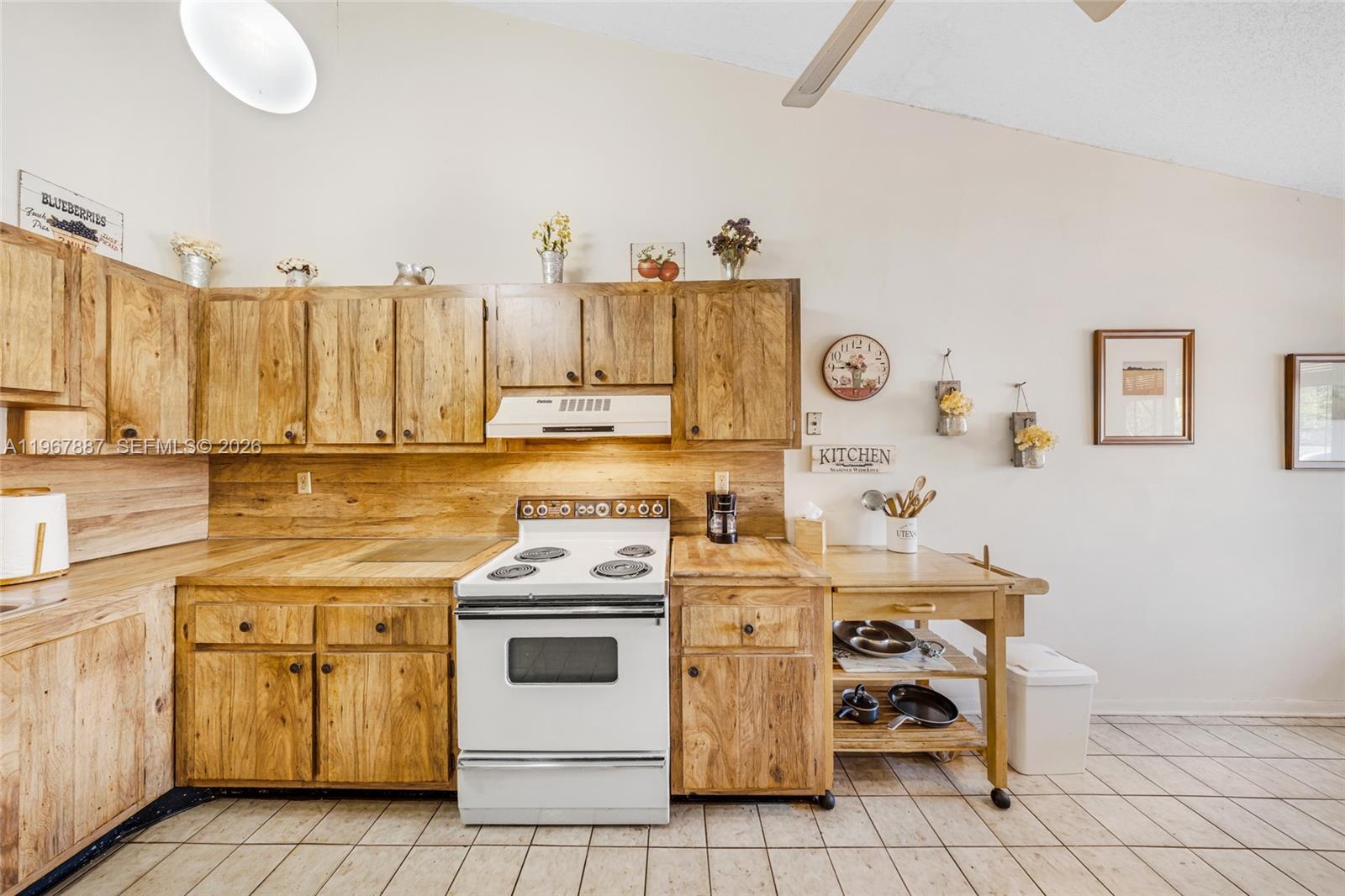 SANDPIPER AT CALIF CLUB C - Residential